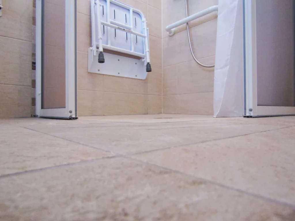 Level Access Shower Tray Enclosures with Half Doors