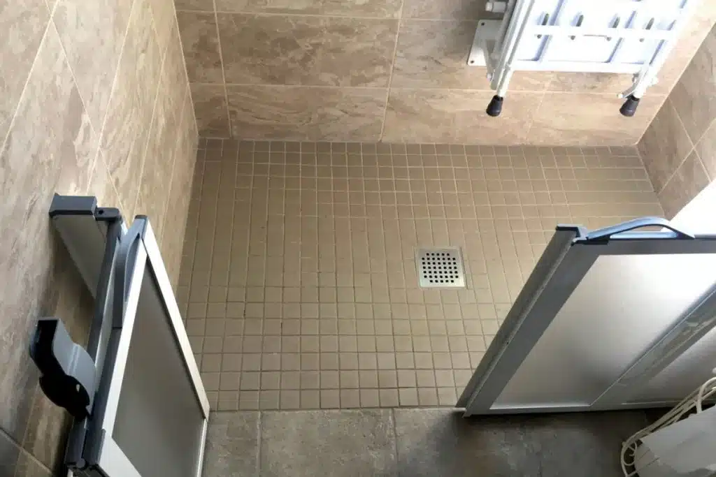 Newly installed wet room in Dublin by ISB Mobility team